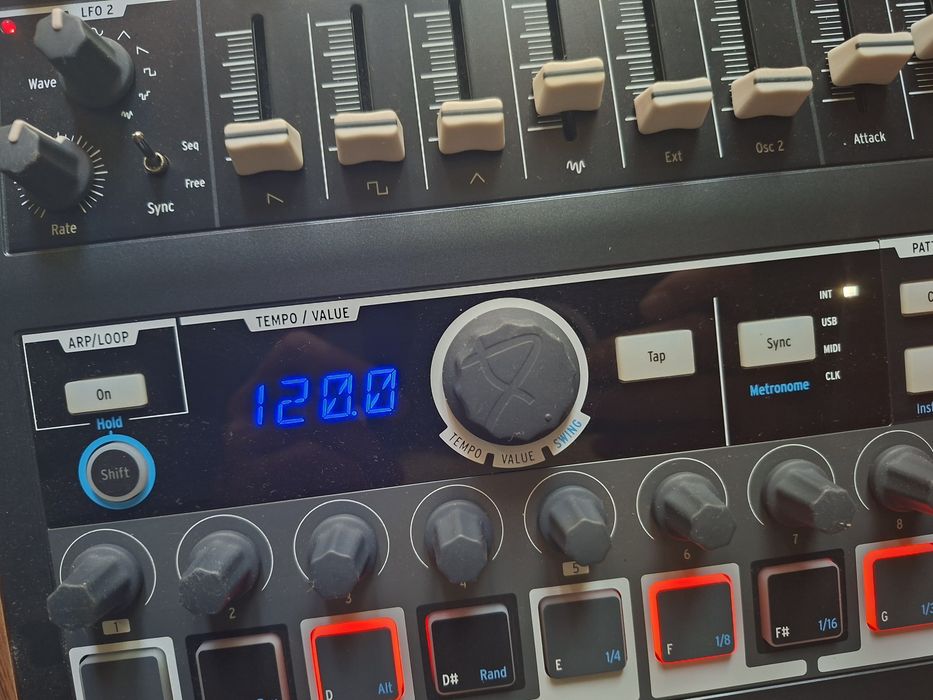 Arturia Minibrute 2S