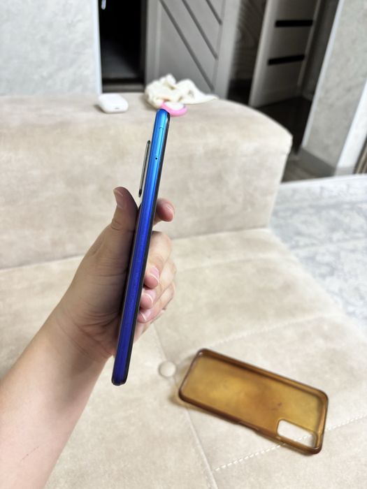 Телефон vivo y21