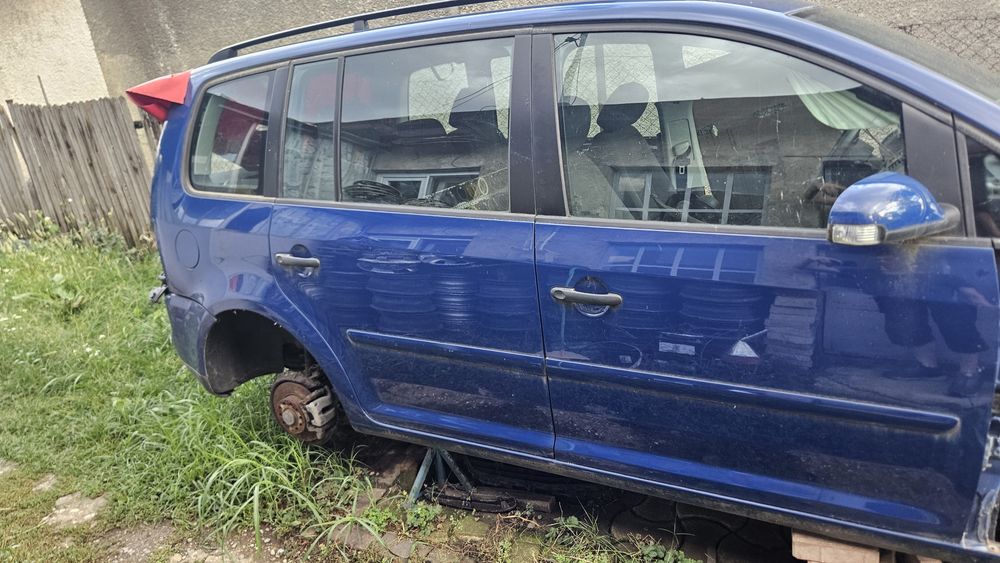 Usa touran dreapta fata spate stanga spate negru albastru