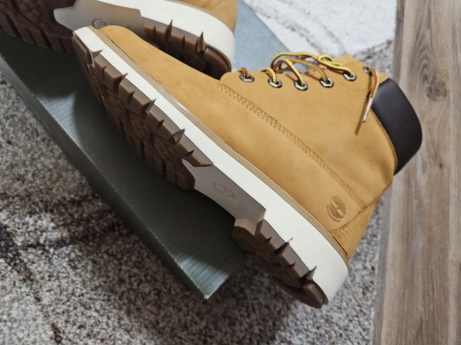 Нови класически боти TIMBERLAND, размер 7,EU 38