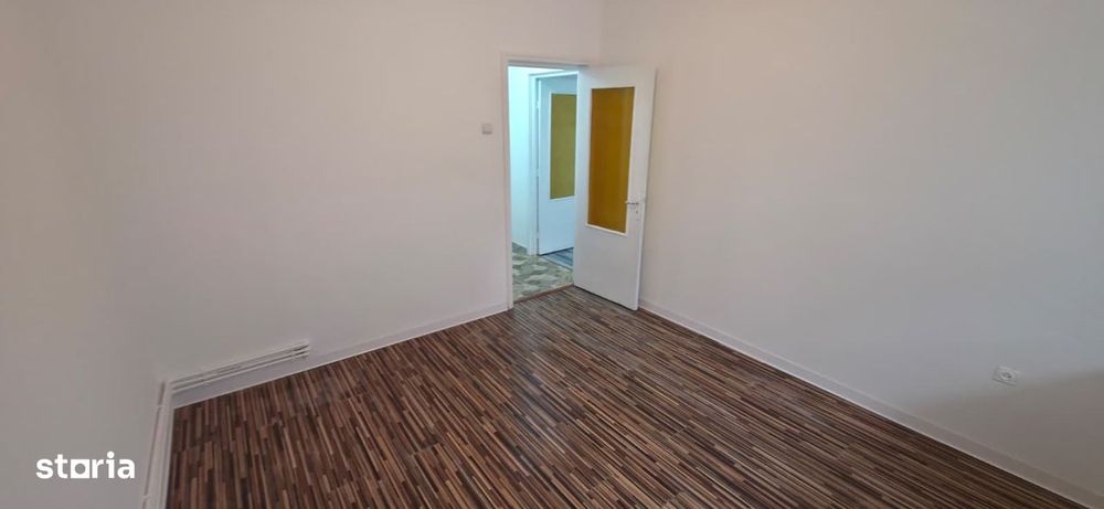 2 camere semidecomandat zona Garii