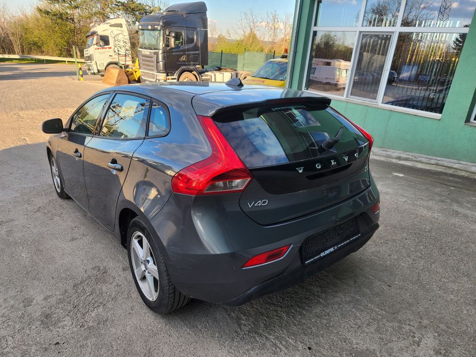 Volvo v40 2014 перфектно!!!