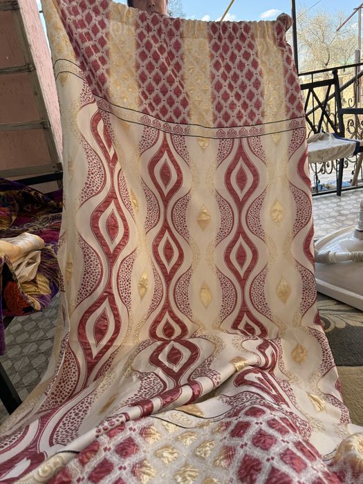 Продаются шторы для спальни