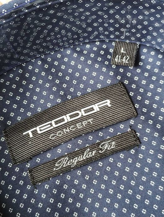 Мъжка спортна риза с дълъг ръкав наTEODOR.Нова,размер-41/42.Тъмносиня.