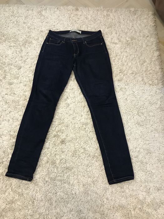 Маркови дънки за всеки ден