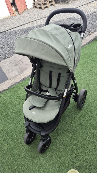 Детская коляска прогулочная Joie litetrax