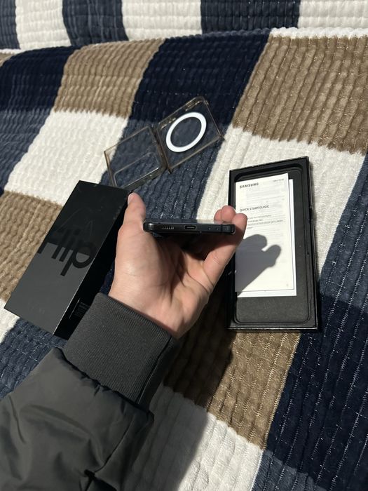 Самсунг Z flip 4 срочно