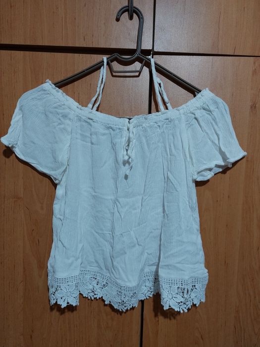 Дънкови поли и блузи