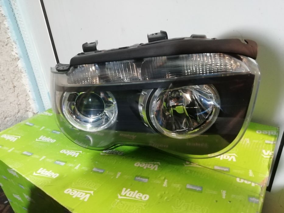 Фар Фарове за БМВ 7 Е65 / BMW 7 E65 Bi-Xenon.