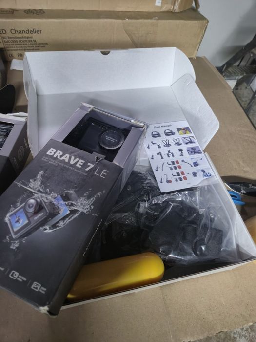 AKASO Brave 7 LE екшън камера 4K30FPS 20MP WiFi със сензорен екран