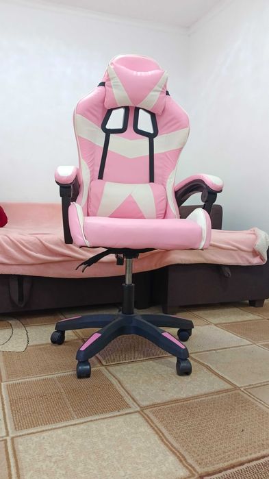 Продам игровое кресло
