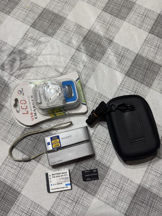 Фотоапарат Sony Cyber-Shot