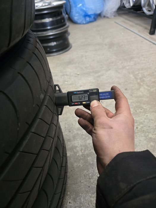 4 Броя 205/50/19 Bridgestone 2x6mm 2x5,2mm