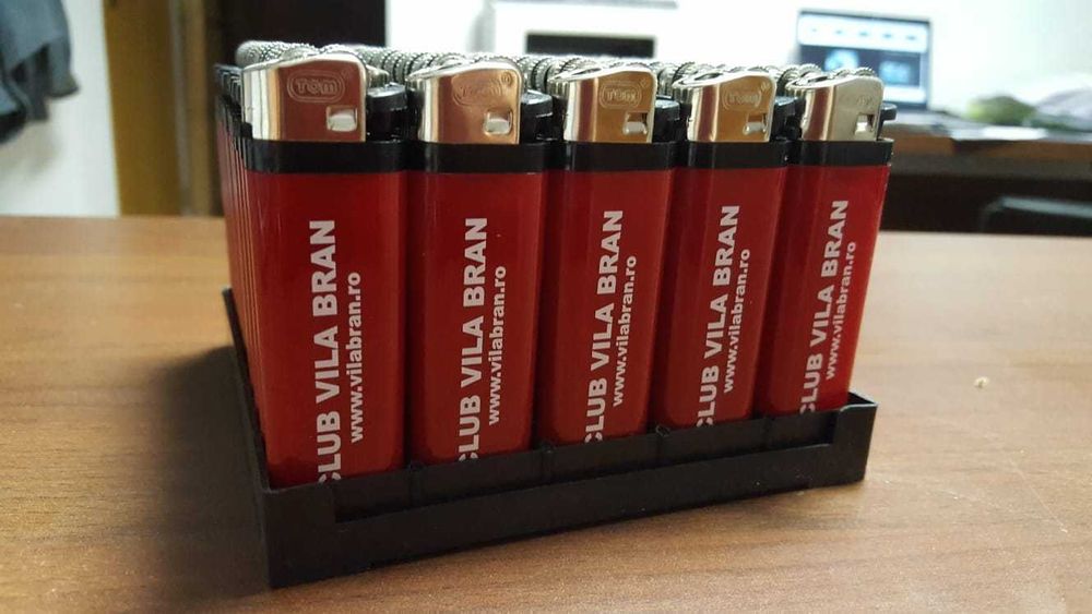 Colantari magazine,bennere,bannere,casete,pixuri,brichete,texte auto