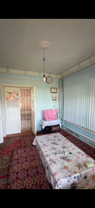 Уй сотилади Уч кахрамон пустидан 2км утганда