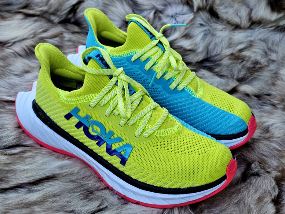 Hoka оригинални дамски сникърси жестоки наситени цветове 38 2/3