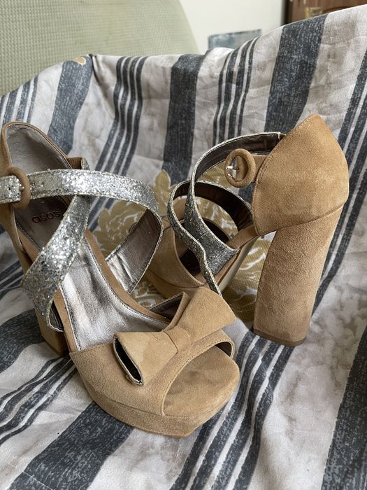 Incaltaminte diversa ghete sandale botine cizme