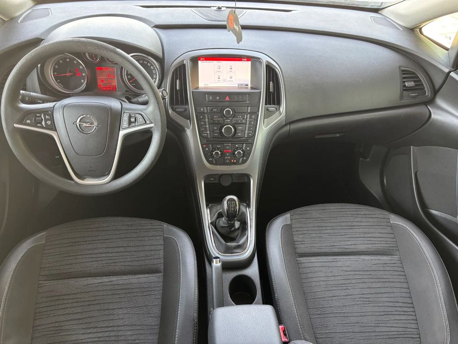 OPEL Astra 2018 — imagine 4