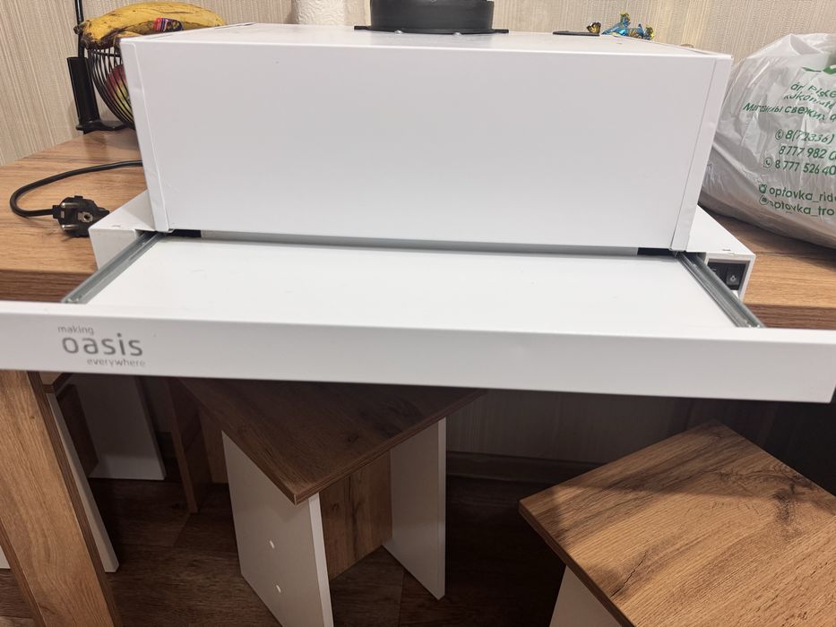 Продам вытяжку Oasis