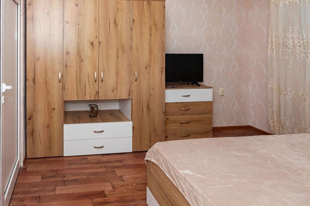 Продава се Двустаен апартамент в София, Дружба 1 - 78 кв.м за 2436 €/кв.м - Снимка #8