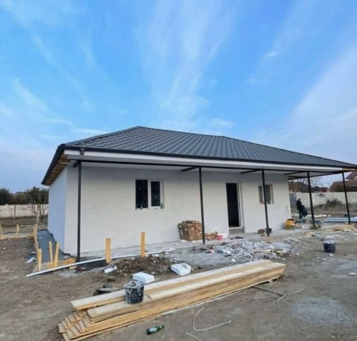 Case modulare pe structura metalica