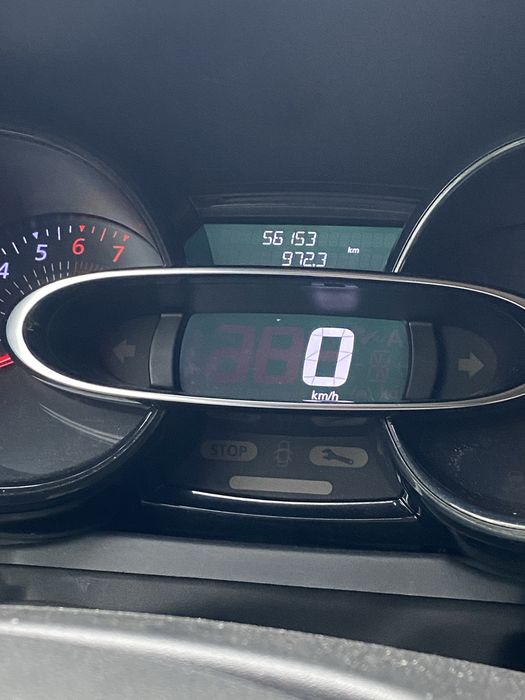 Renault Clio  – ca nou – benzină