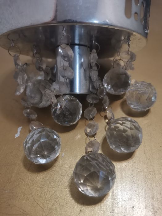 Полилей за таван