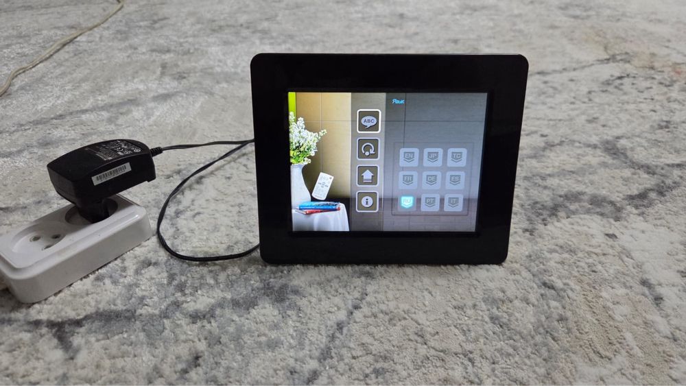 цифровая фоторамка Transcend