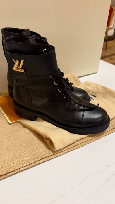 Боти Louis vuitton оригинални с касова бележка - много добро състояние