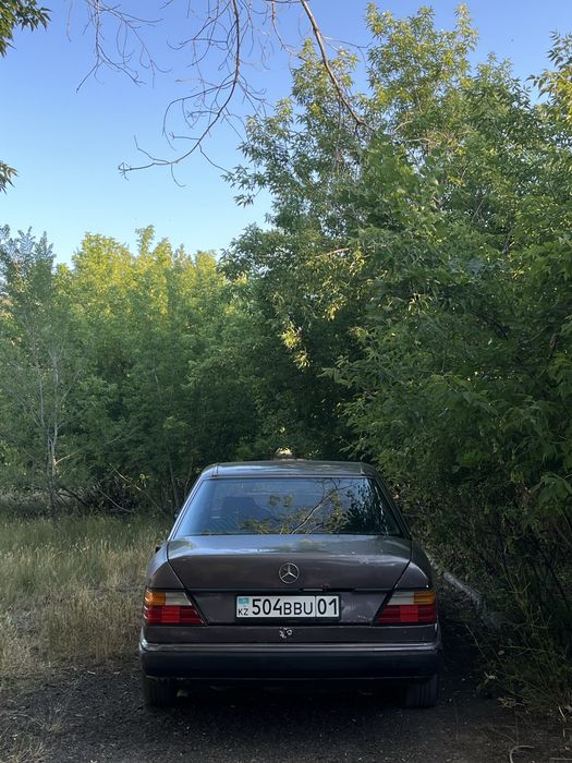 продам Мерседес 124
