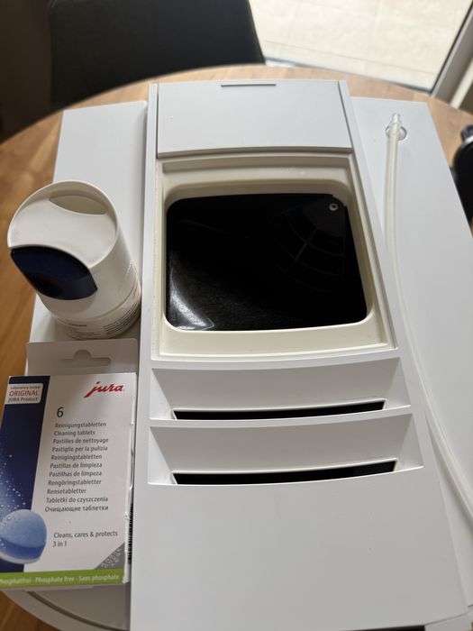 Кафеавтомат Jura E8 Pianno White