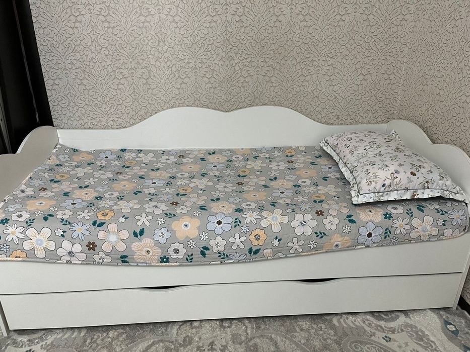 Срочно продается детский кровать