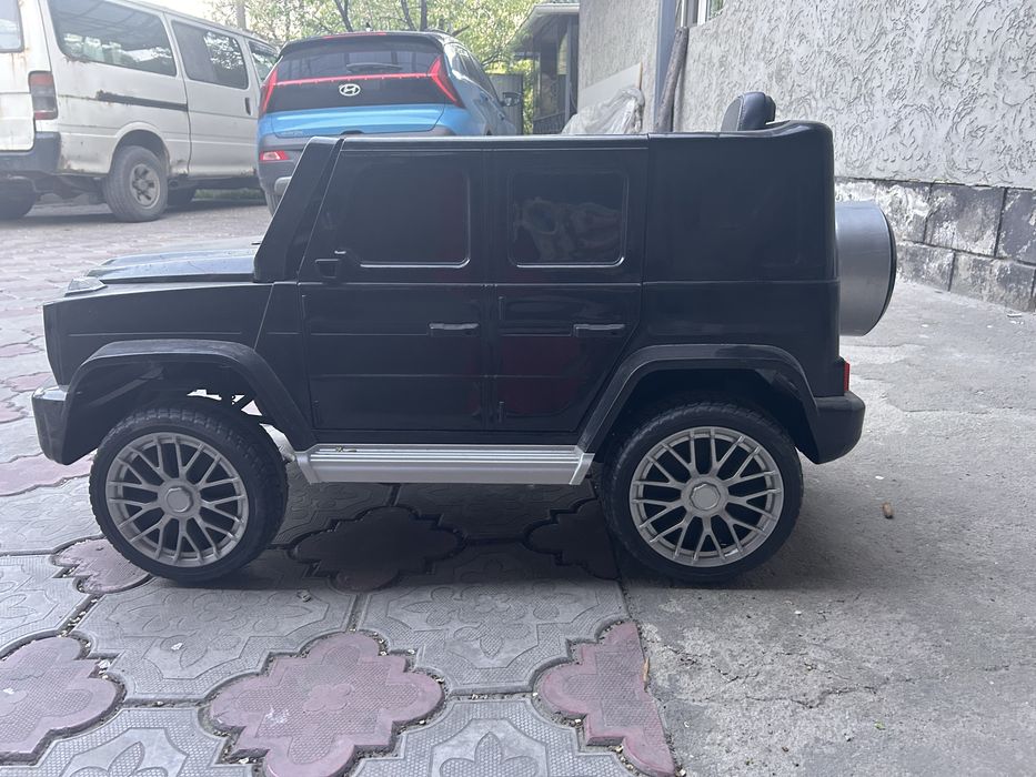 Детская электромашина Гелен