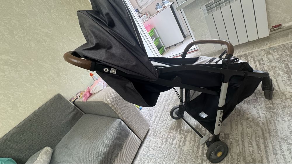 Коляска поогудочная JOIE