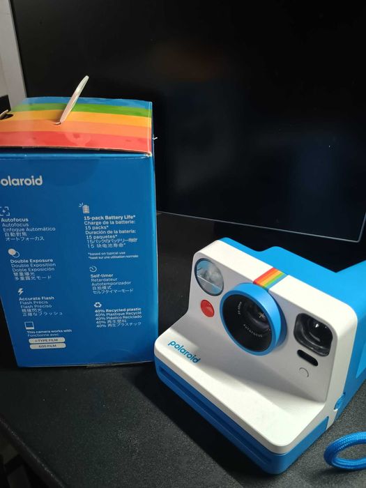 Фотоапарат за моментни снимки Polaroid Now Generation 2, син/бял