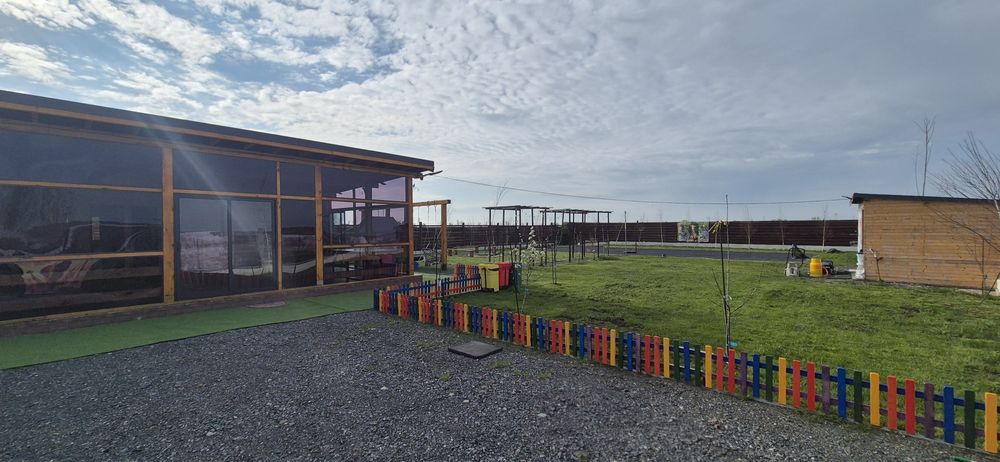 Inchiriere teren,loc de joaca, zile de naștere, evenimente,