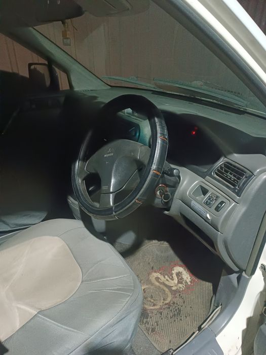 Продам Mitsubishi RVR