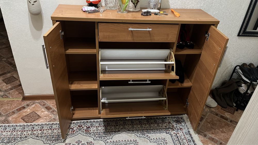 Продаётся тумба для обуви