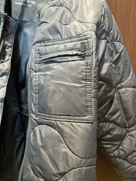 Vând geacă primavară - toamnă, băieți!