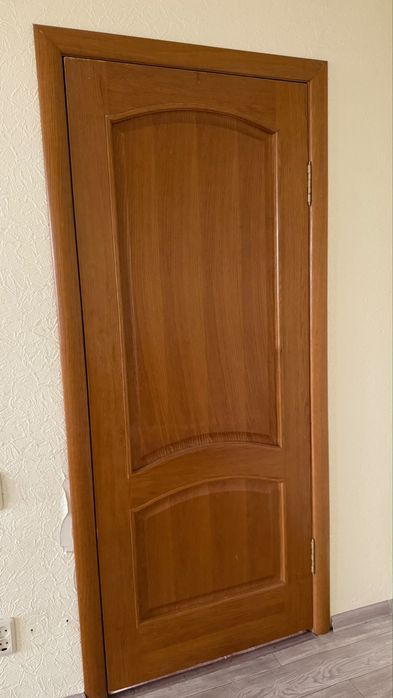 Продам двери межкомнатные