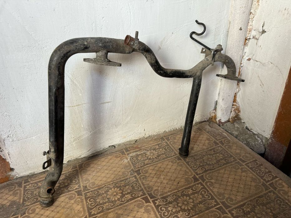 Продам магистраль охлаждения двигателя