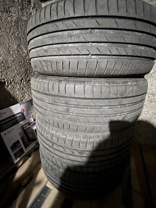 Летни гуми KUMHO  4 бр. 215/55 ZR17 94W