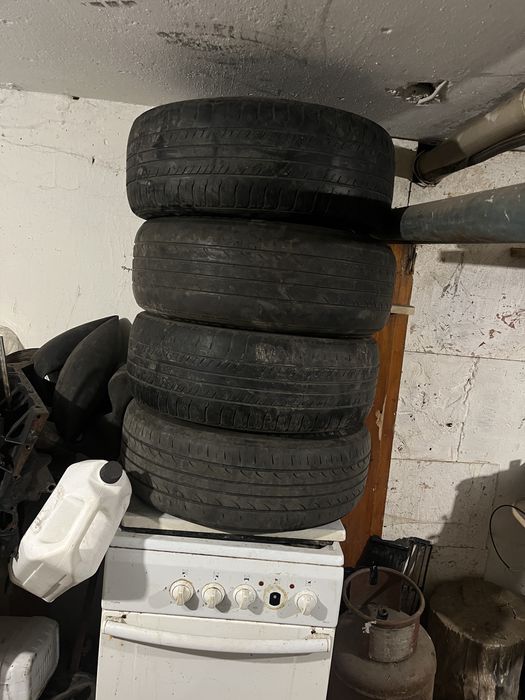 Продам покрышки не дорога