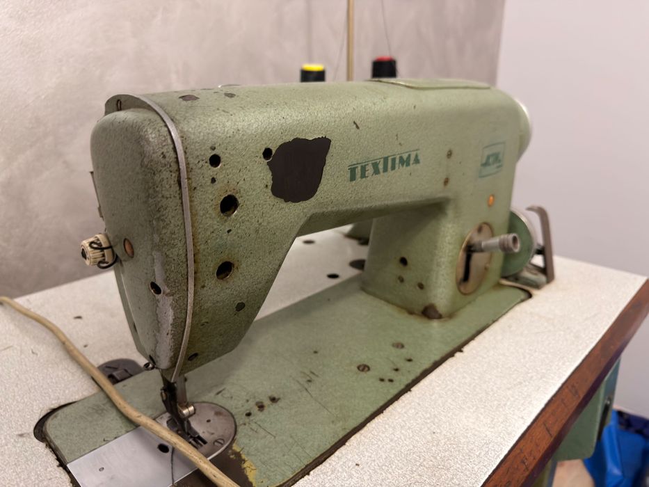 Професионална шевна машина Textima