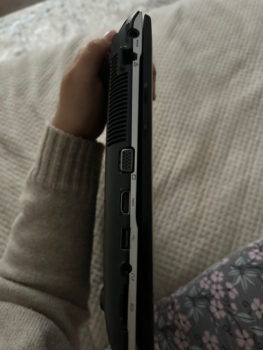 Samsung ноутбук.Компьютер