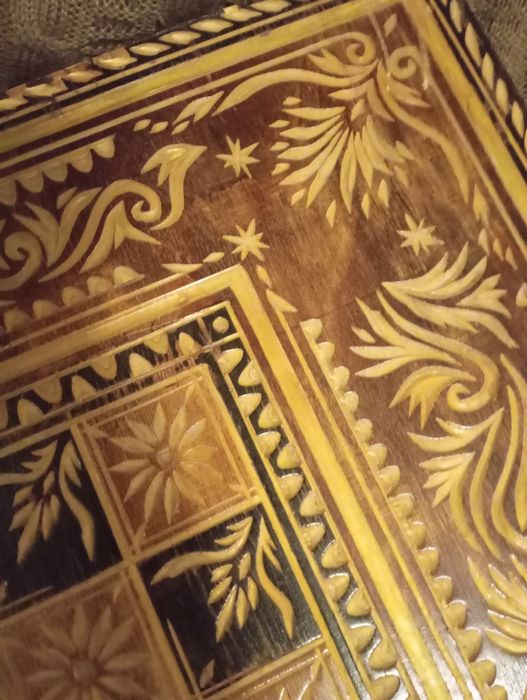 Резные деревянные шахматы