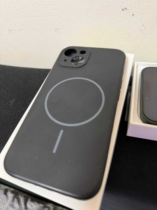 Iphone 13 - изключително запазен