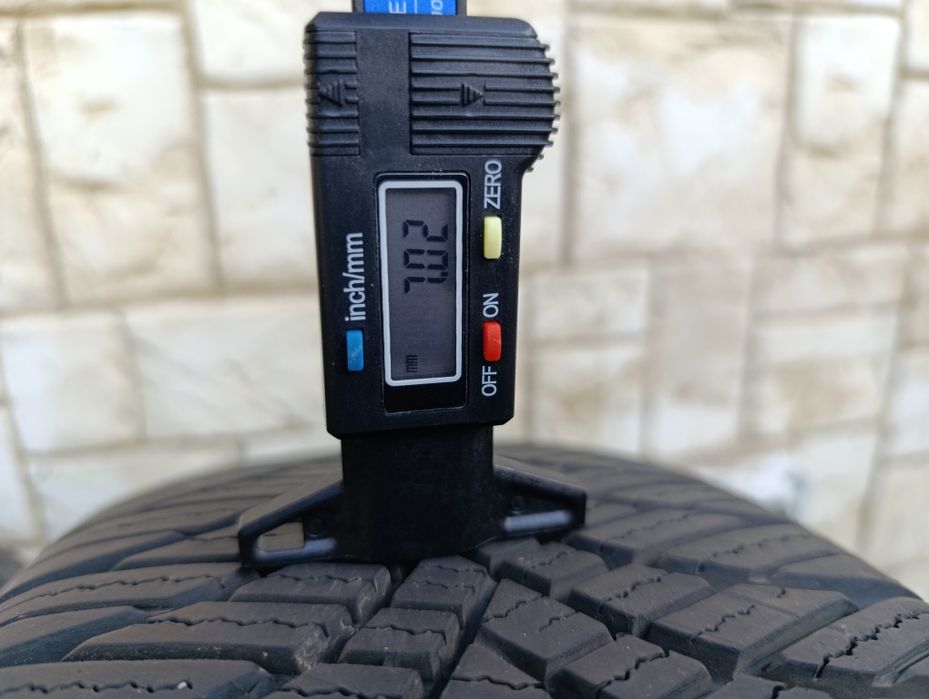 Всесезонни гуми Goodride 215/65/17 dot 2023