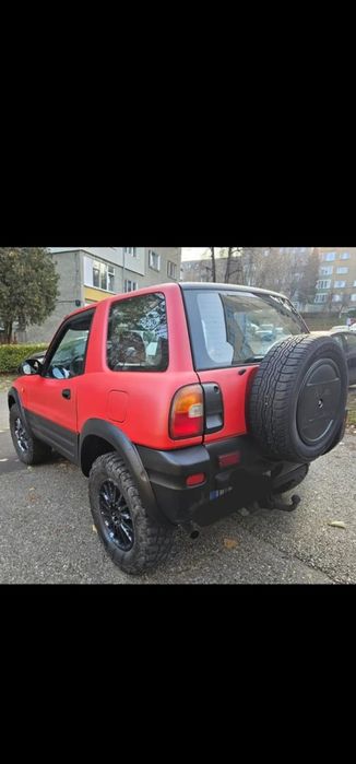 Toyota Rav 4 × 4