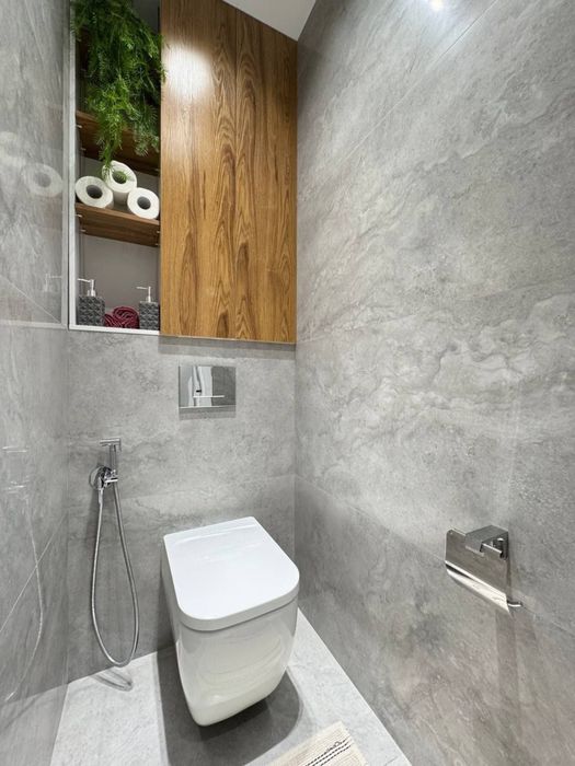 Ойбек метро 2х ком-я сдаётся люкс квартира на долгий срок.